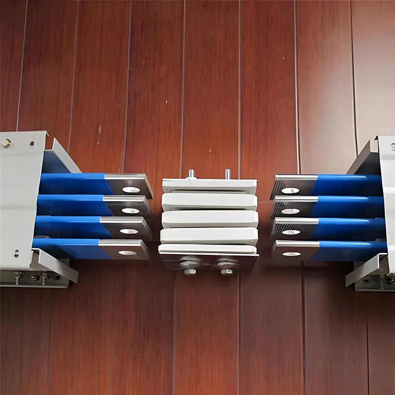 2000A Воздушно изолирана автобуска патека