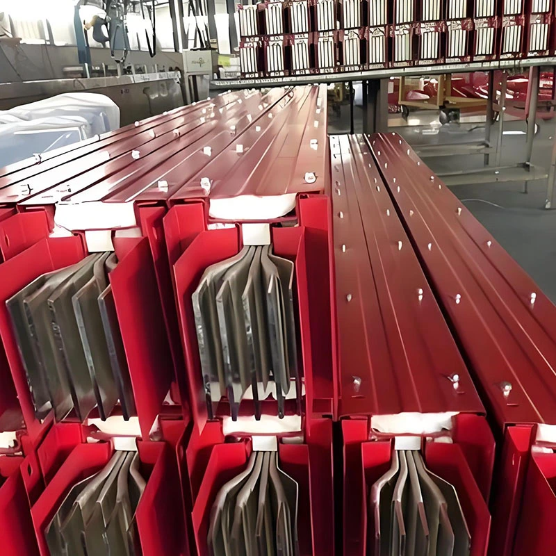 Огноотпорен затворен автобуски пат